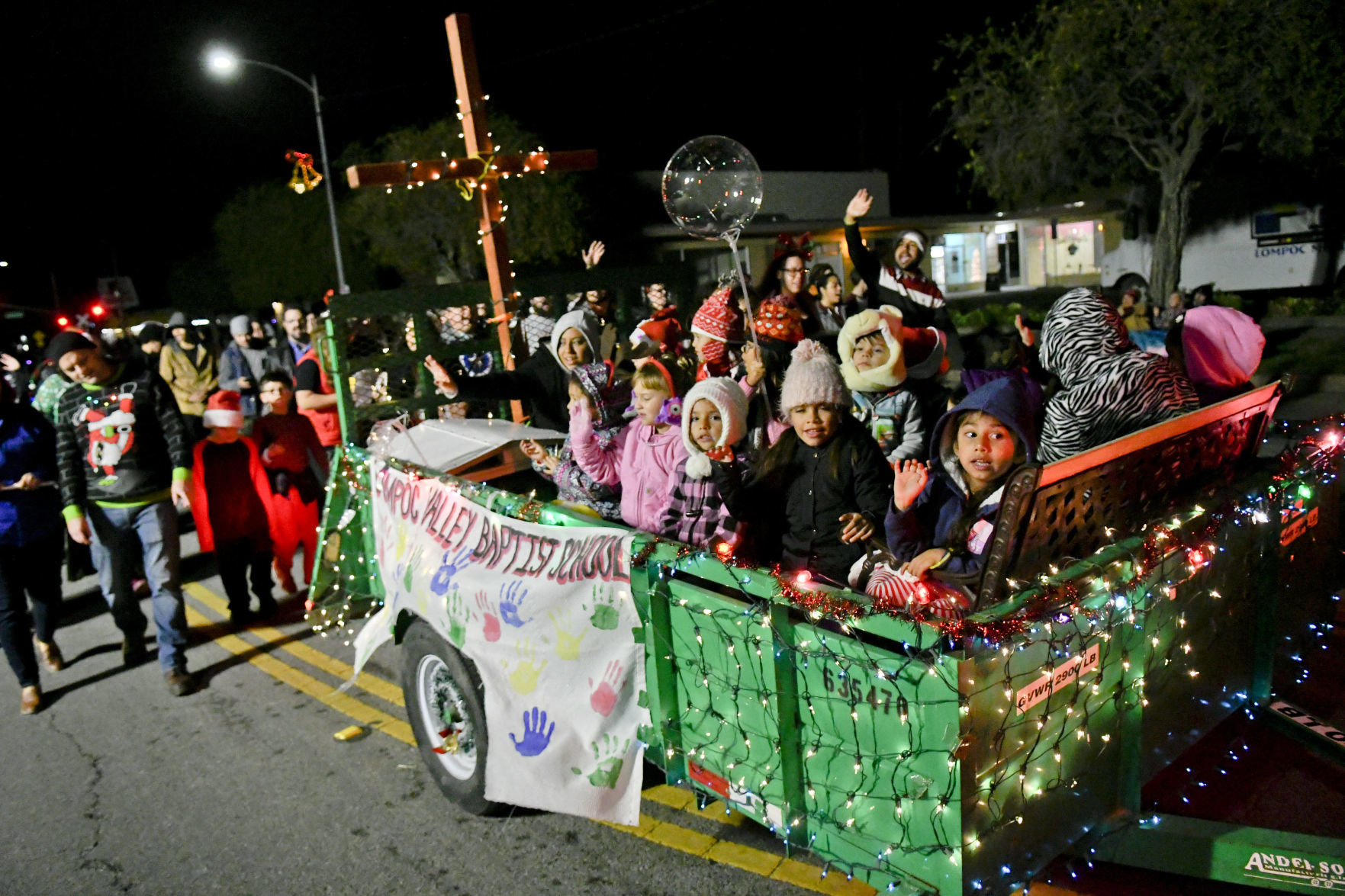 120619 Lompoc Christmas Parade 33.jpg